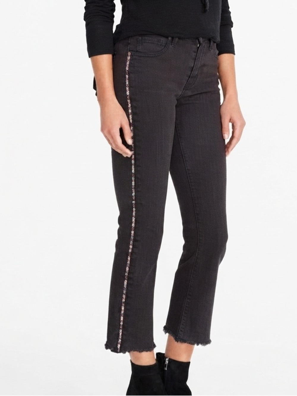 NWT Johnny Was Sz 32 Embroidered Black Baby Boots Jeans